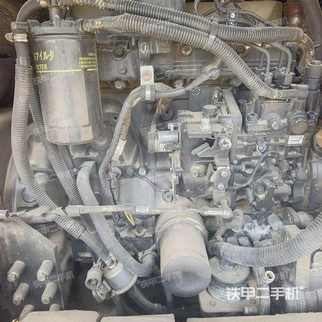 發(fā)動機整體俯視(整機外觀) 發(fā)動機整體俯視(整機外觀)