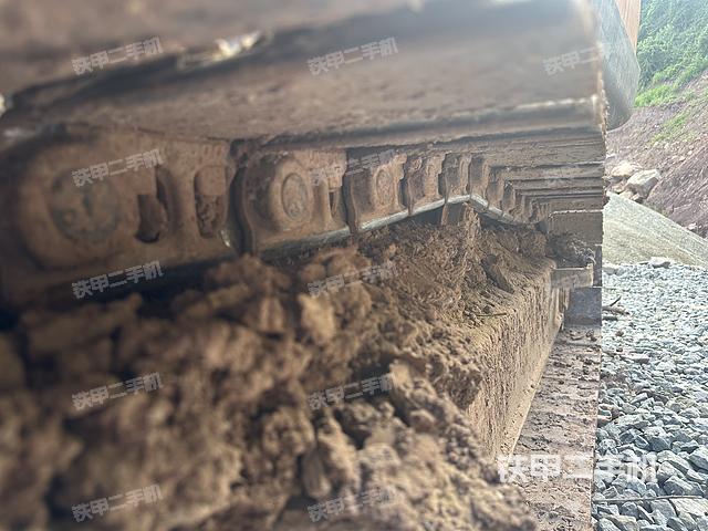 单侧履带整体（整机外观）