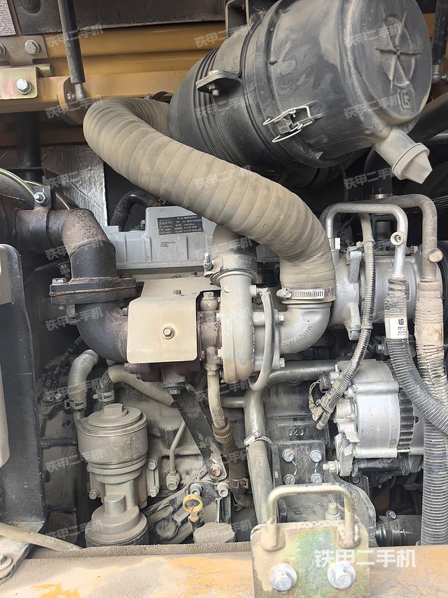 发动机整体俯视（整机外观）