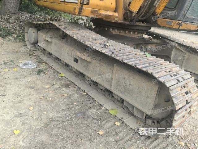 左驅(qū)動(dòng)輪(行走機(jī)構(gòu)) 左驅(qū)動(dòng)輪(行走機(jī)構(gòu))