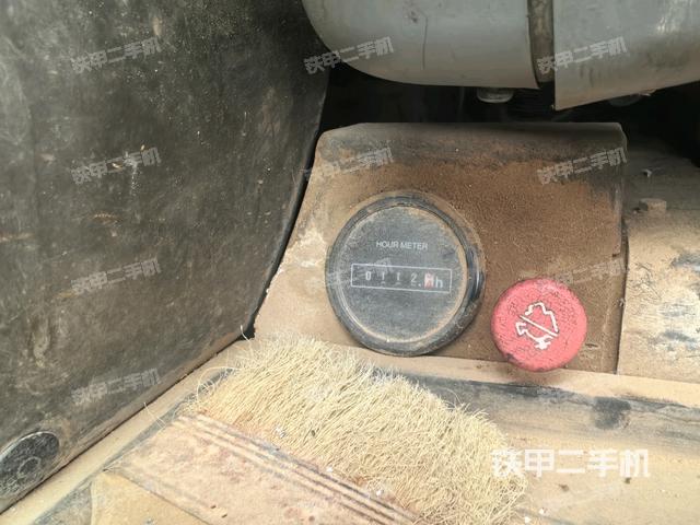 小時(shí)表(駕駛室部分) 小時(shí)表(駕駛室部分)