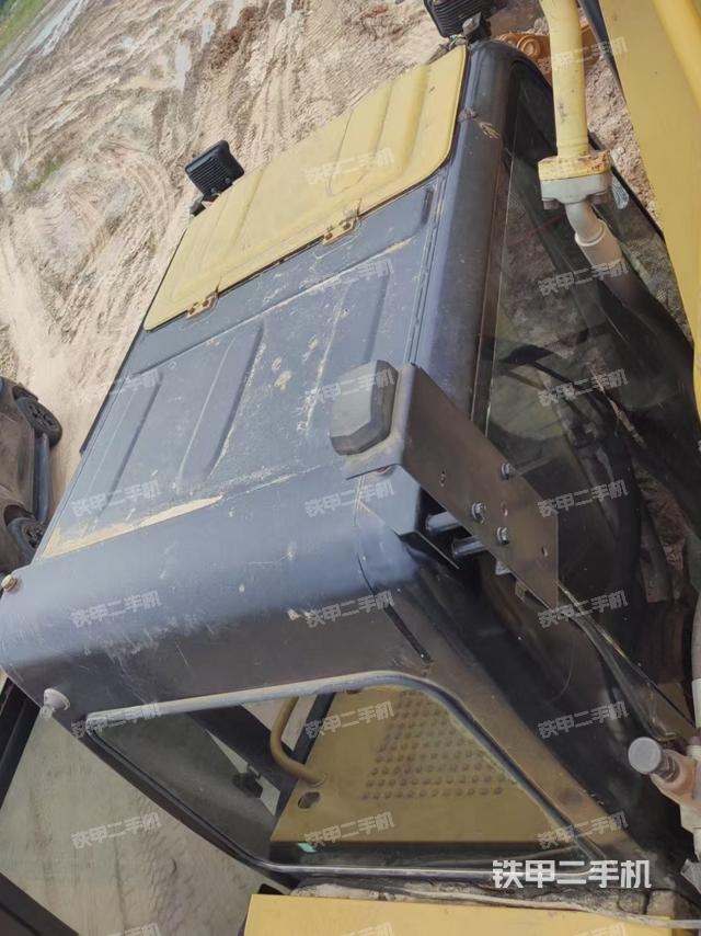 駕駛室頂部俯視(上車部件) 駕駛室頂部俯視(上車部件)