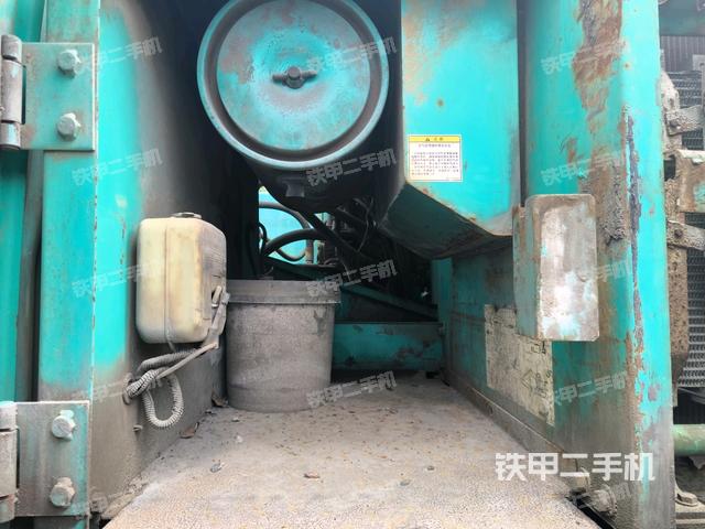 液壓泵斜45?左(大件艙室) 液壓泵斜45?左(大件艙室)