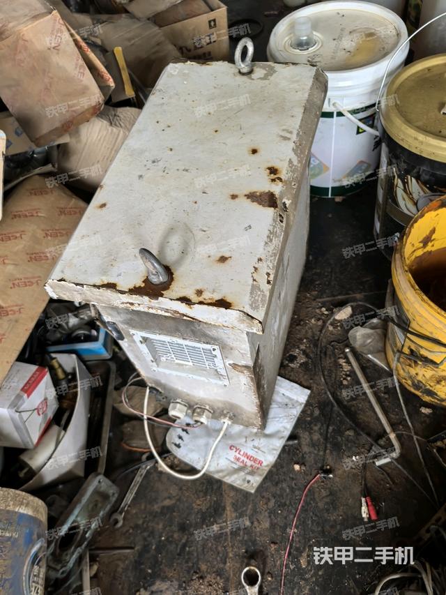 安百拓HM系列属具的设备实拍-第4张实拍照片