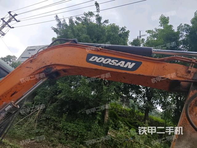 大臂整體?右側(cè)(工作和回轉(zhuǎn)裝置) 大臂整體?右側(cè)(工作和回轉(zhuǎn)裝置)