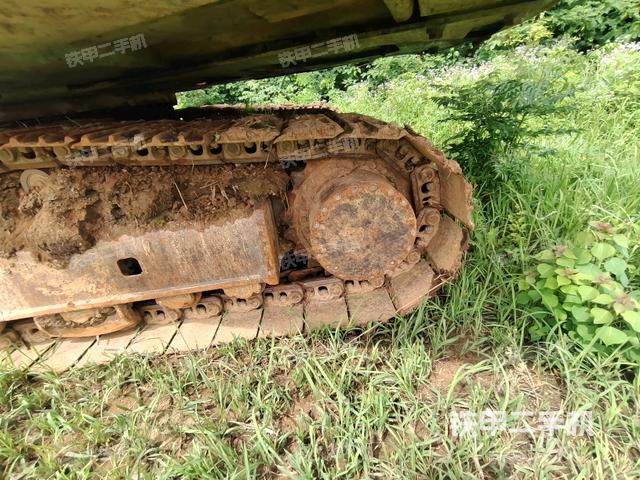 右驱动轮(行走机构) 右驱动轮(行走机构)