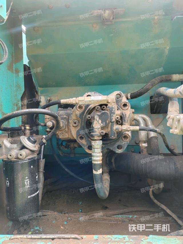 液压泵斜45 右(大件舱室) 液压泵斜45 右(大件舱室)