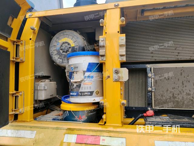 液壓泵斜45?左(大件艙室) 液壓泵斜45?左(大件艙室)