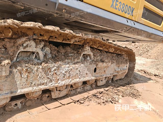 右侧履带整体（行走机构）