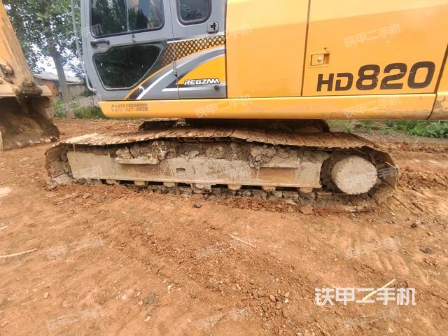左側(cè)履帶整體?(行走機構(gòu)) 左側(cè)履帶整體?(行走機構(gòu))