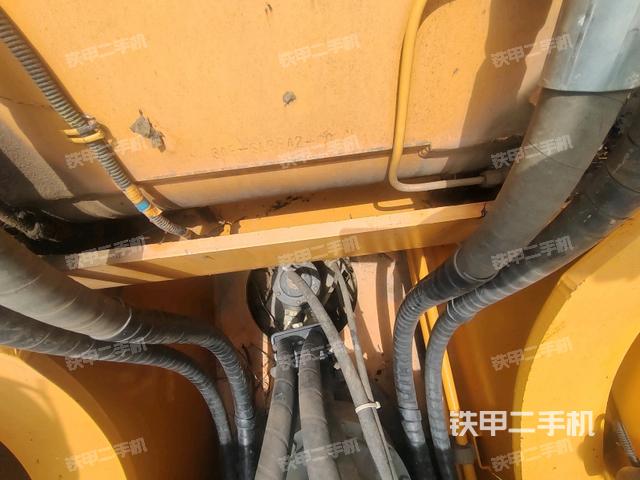 中央回轉(zhuǎn)接頭特寫(上車部件) 中央回轉(zhuǎn)接頭特寫(上車部件)