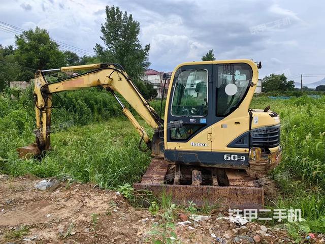 現(xiàn)代R60-9挖掘機(jī)