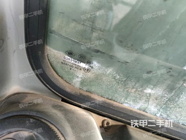 后窗玻璃角標(biāo)(駕駛室部分) 后窗玻璃角標(biāo)(駕駛室部分)