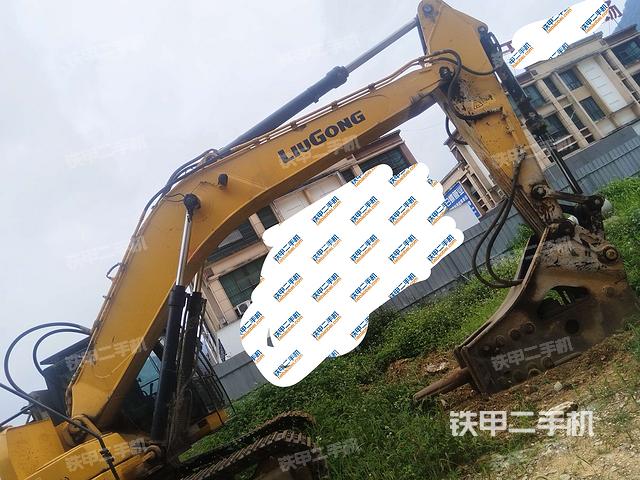 小臂整體左后(工作和回轉(zhuǎn)裝置) 小臂整體左后(工作和回轉(zhuǎn)裝置)