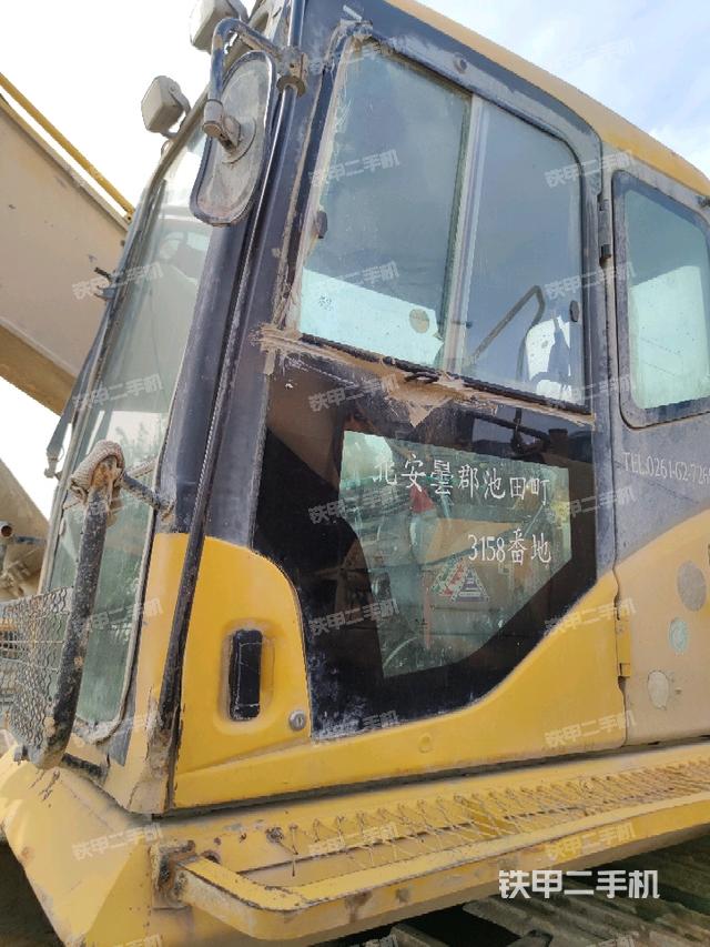 駕駛室左前45度(駕駛室部分) 駕駛室左前45度(駕駛室部分)