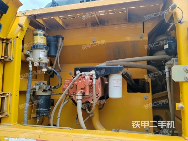 散熱器室(大件艙室) 散熱器室(大件艙室)