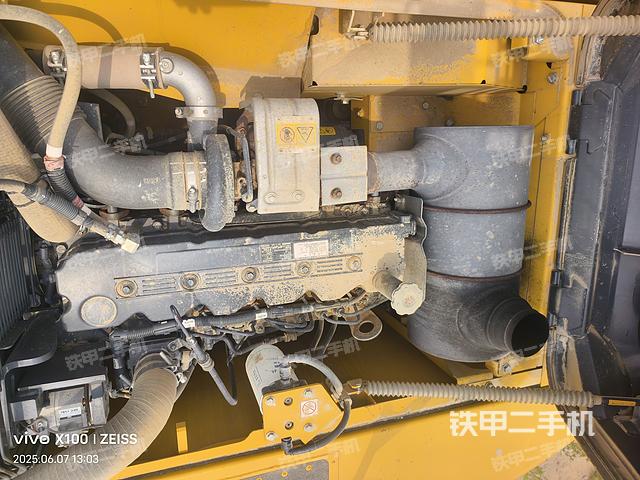 发动机整体俯视(整机外观) 发动机整体俯视(整机外观)