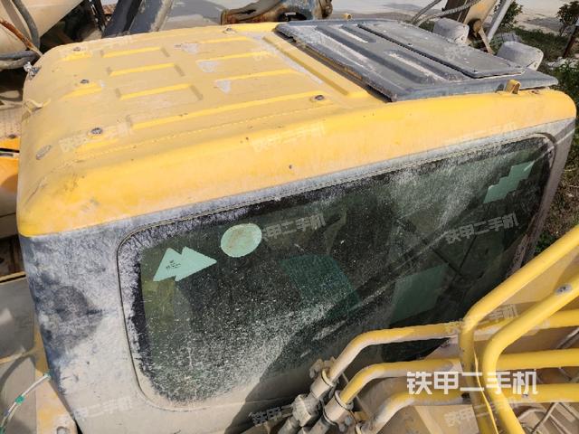 駕駛室頂部俯視(上車部件) 駕駛室頂部俯視(上車部件)