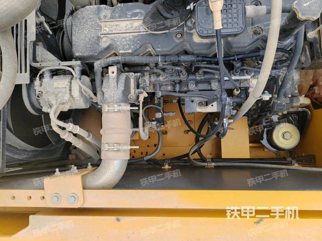 氣門室蓋螺絲特寫(上車部件) 氣門室蓋螺絲特寫(上車部件)