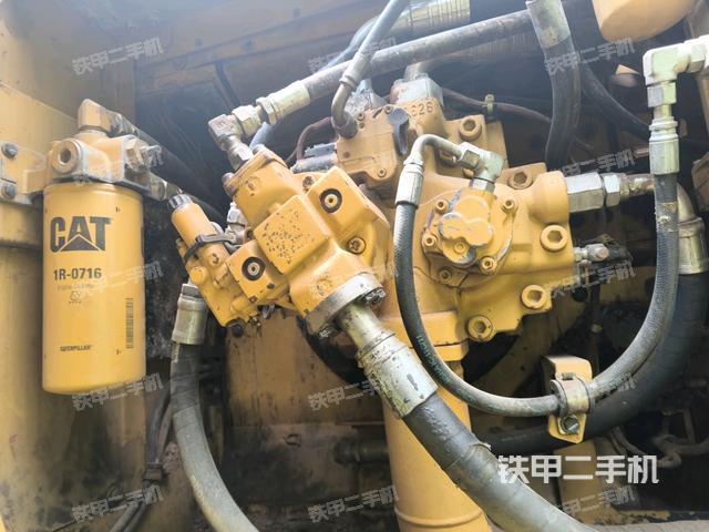 液壓泵斜45?左(大件艙室) 液壓泵斜45?左(大件艙室)