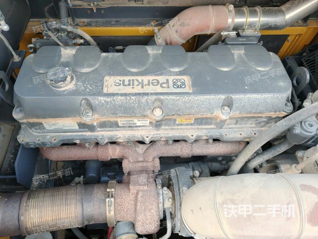 发动机室(上车部件) 发动机室(上车部件)