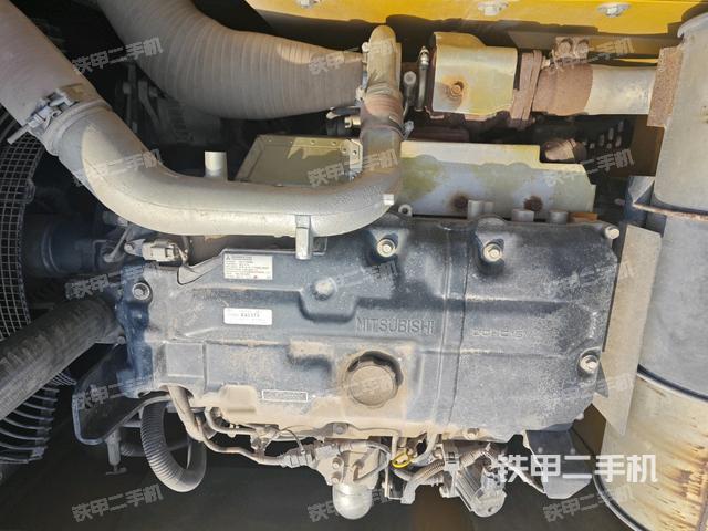 氣門室蓋螺絲特寫(上車部件) 氣門室蓋螺絲特寫(上車部件)
