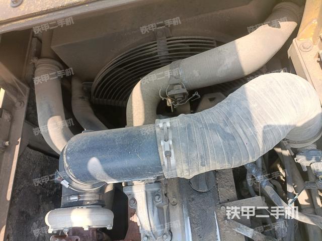 水箱+風(fēng)扇特寫(上車部件) 水箱+風(fēng)扇特寫(上車部件)