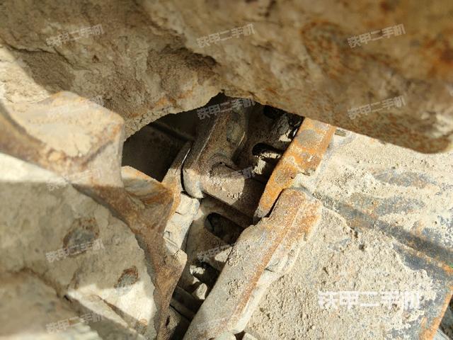 左托鏈輪和鏈筋(行走機(jī)構(gòu)) 左托鏈輪和鏈筋(行走機(jī)構(gòu))