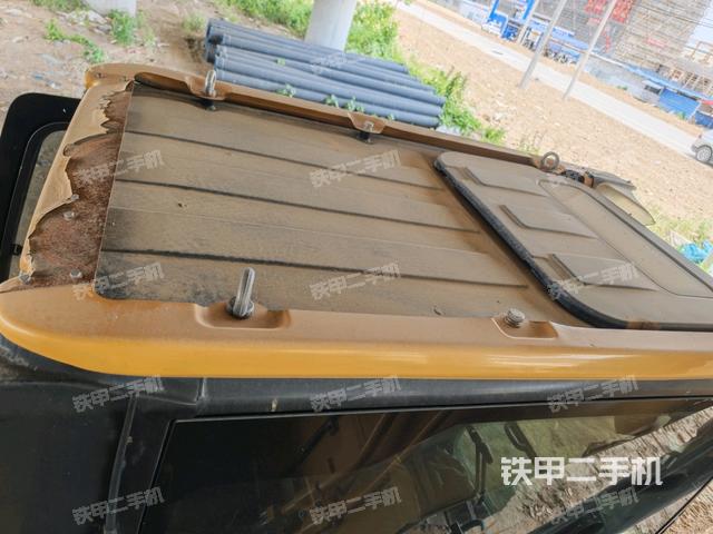 駕駛室頂部俯視(上車部件) 駕駛室頂部俯視(上車部件)