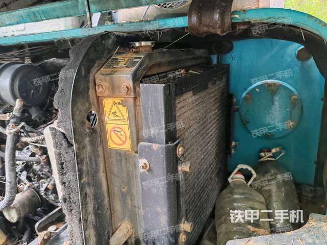 液壓泵室(大件艙室) 液壓泵室(大件艙室)