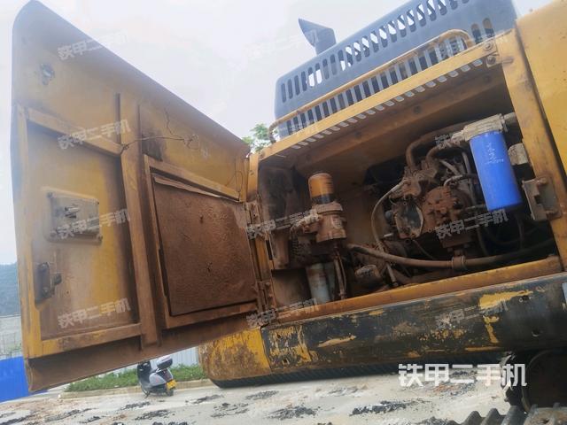 散熱器正面(大件艙室) 散熱器正面(大件艙室)