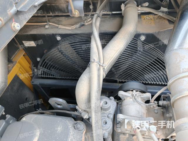 水箱+风扇特写(上车部件) 水箱+风扇特写(上车部件)