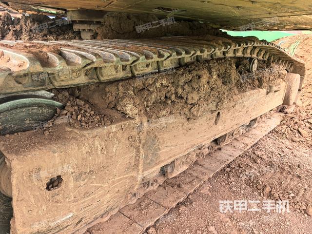 左側(cè)行走馬達(dá)蓋板(行走機(jī)構(gòu)) 左側(cè)行走馬達(dá)蓋板(行走機(jī)構(gòu))
