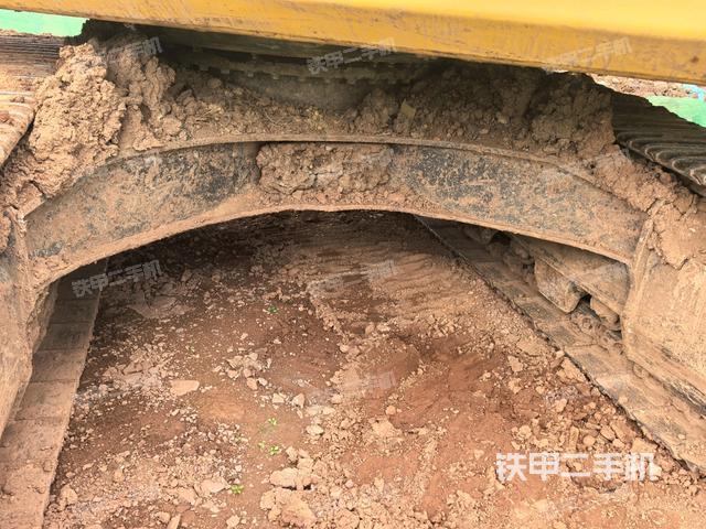 右側(cè)行走馬達(dá)蓋板(行走機(jī)構(gòu)) 右側(cè)行走馬達(dá)蓋板(行走機(jī)構(gòu))