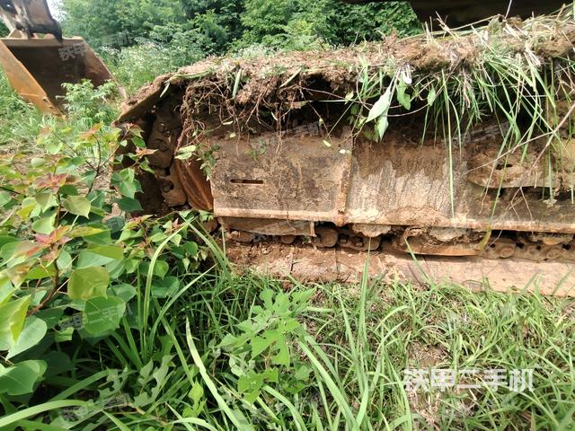 左驱动轮(行走机构) 左驱动轮(行走机构)