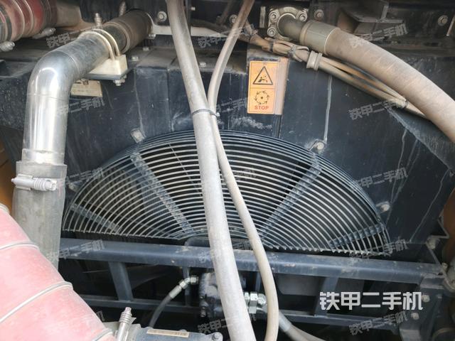 水箱+風(fēng)扇特寫(上車部件) 水箱+風(fēng)扇特寫(上車部件)