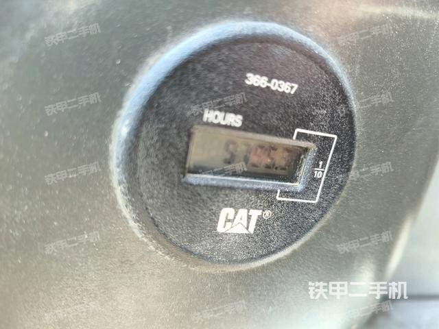 座椅左側(cè)控制臺/音響/含左手柄(駕駛室部分) 座椅左側(cè)控制臺/音響/含左手柄(駕駛室部分)