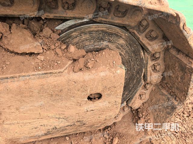 右驅(qū)動(dòng)輪(行走機(jī)構(gòu)) 右驅(qū)動(dòng)輪(行走機(jī)構(gòu))