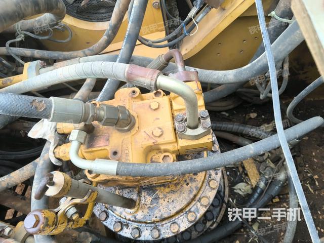 中央回轉(zhuǎn)接頭特寫(上車部件) 中央回轉(zhuǎn)接頭特寫(上車部件)