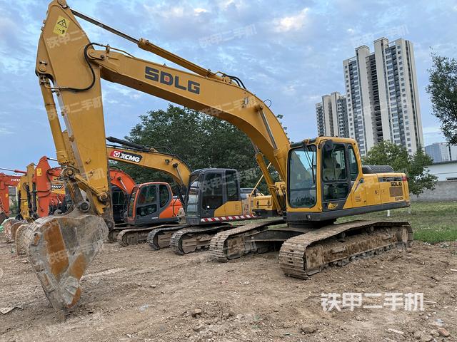 山東臨工E6250F挖掘機