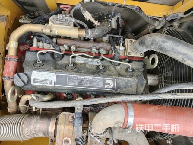 發(fā)動機室(上車部件) 發(fā)動機室(上車部件)