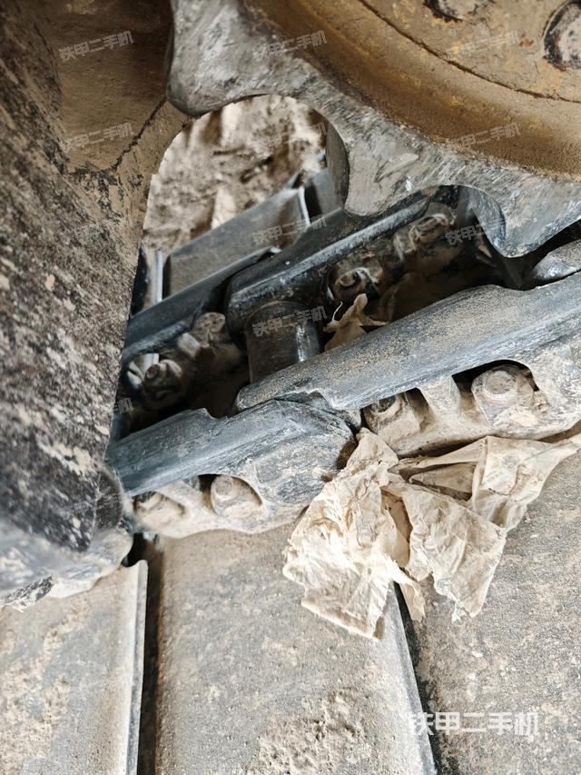 左側(cè)行走馬達蓋板(行走機構(gòu)) 左側(cè)行走馬達蓋板(行走機構(gòu))