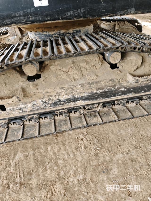 左導向輪(行走機構(gòu)) 左導向輪(行走機構(gòu))