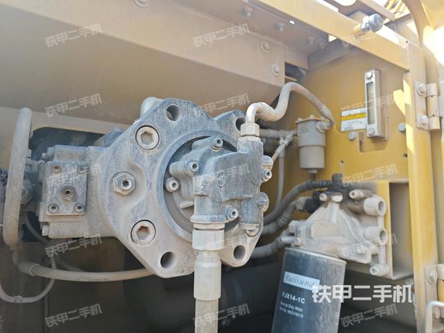液壓泵室(大件艙室) 液壓泵室(大件艙室)