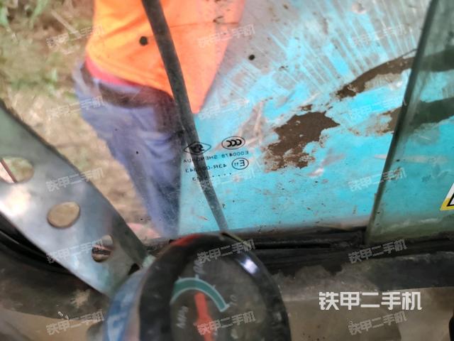 座椅后部(駕駛室部分) 座椅后部(駕駛室部分)