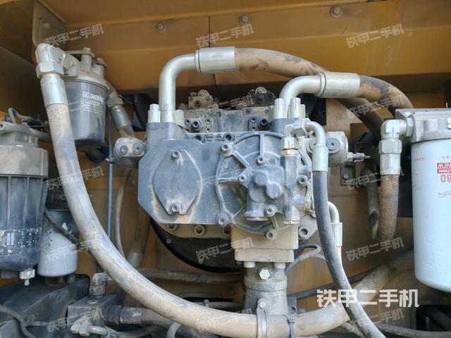液壓泵室(大件艙室) 液壓泵室(大件艙室)