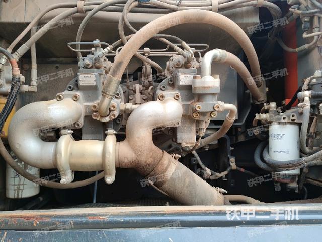 液压泵斜45 右（大件舱室）