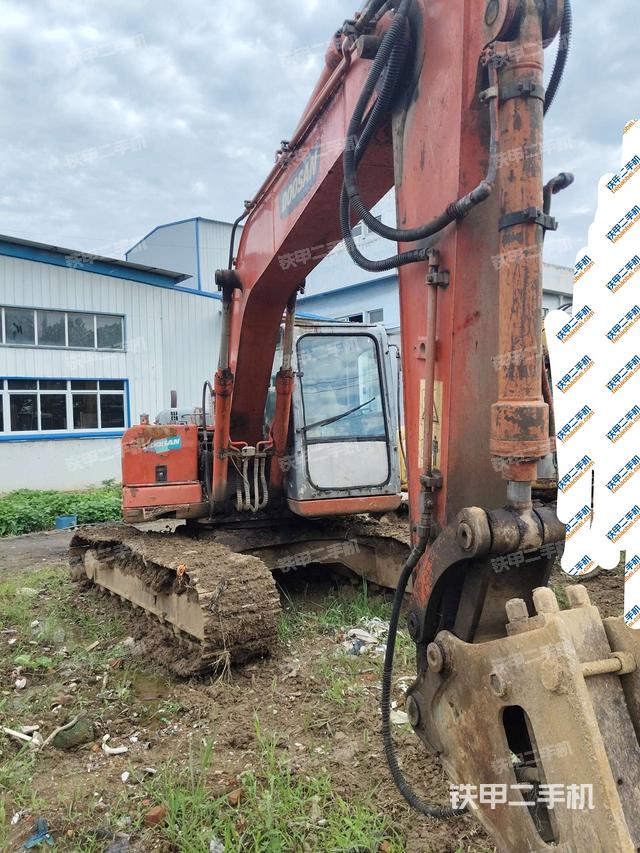 右前45(整機外觀) 右前45(整機外觀)
