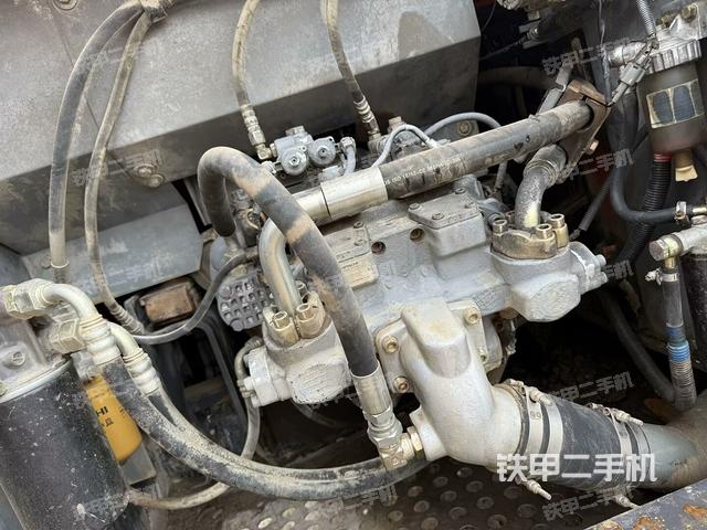 散熱器正面(大件艙室) 散熱器正面(大件艙室)