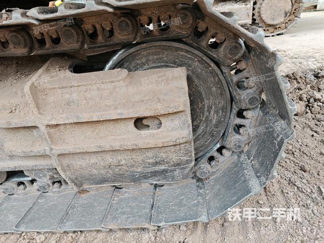 右導(dǎo)向輪(行走機(jī)構(gòu)) 右導(dǎo)向輪(行走機(jī)構(gòu))